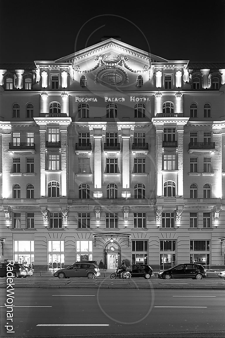 budynek hotelu Polonia Warszawa Centrum