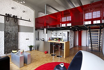 nowoczesny dwupoziomowy loft z otwartą kuchnią
